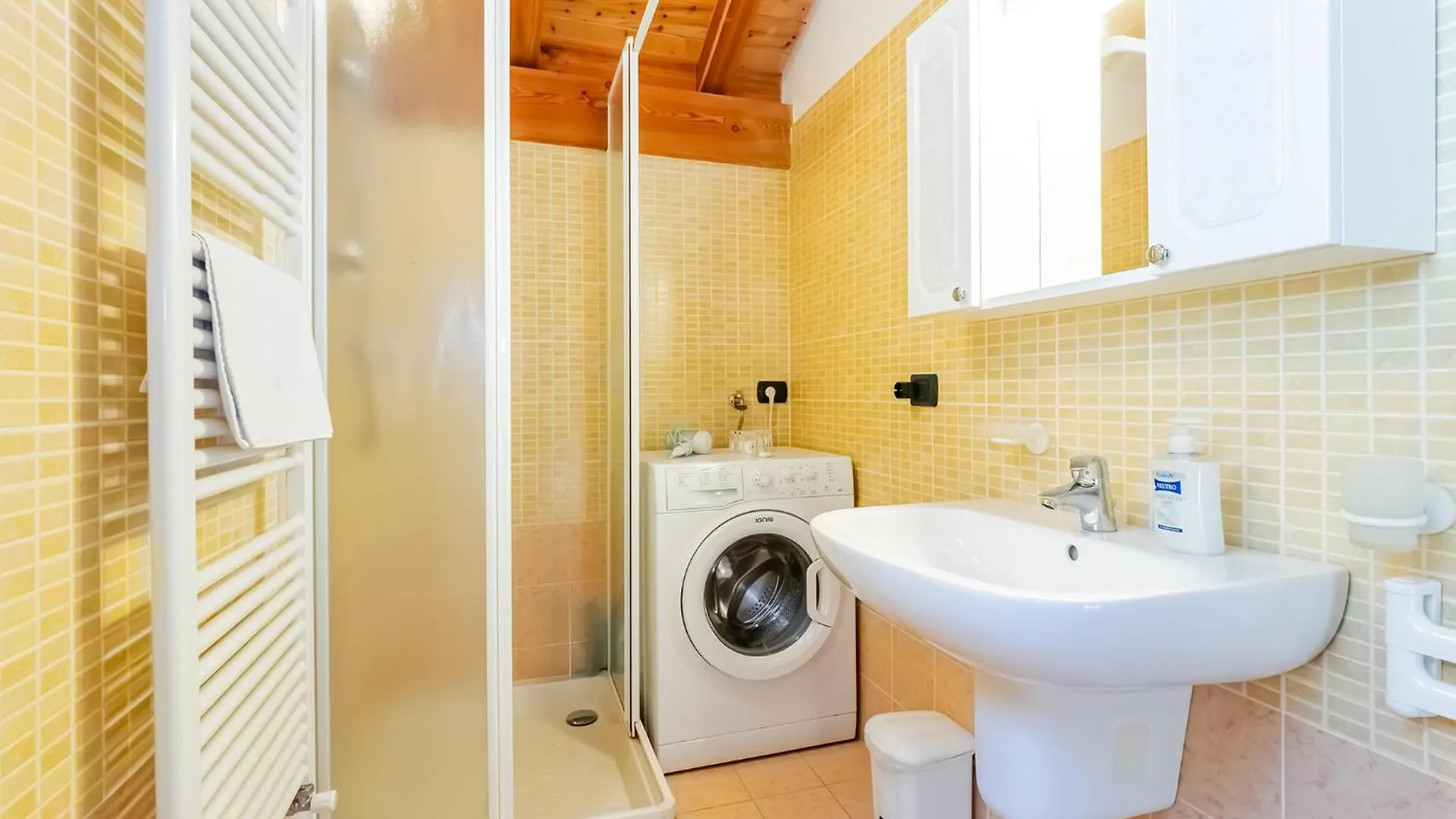 Rododendro House Relax Appartement Morbio