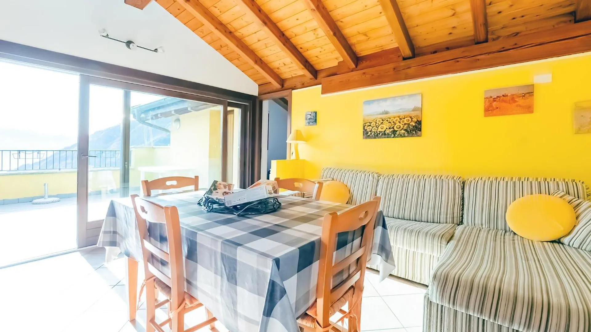 Rododendro House Relax Appartement Morbio 0*,  Italië